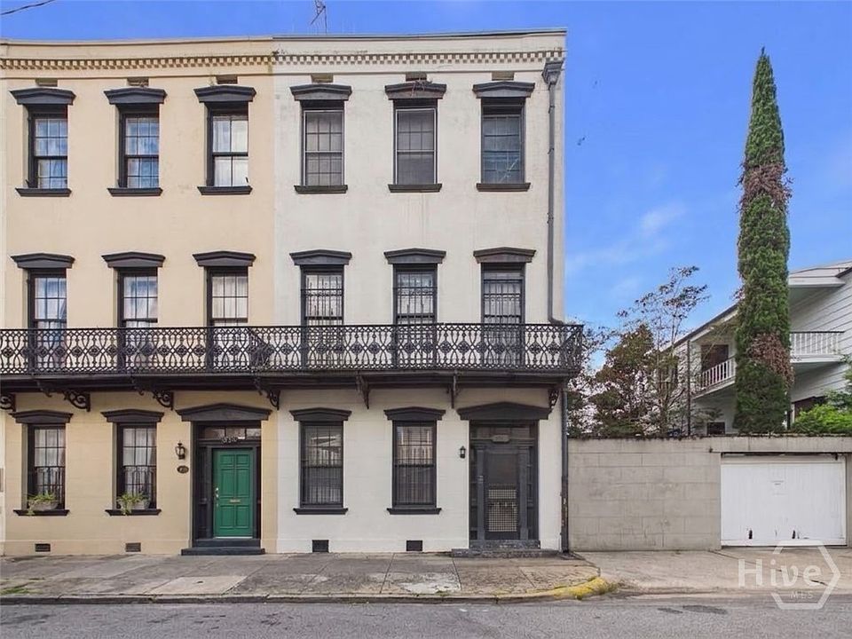 1st image of 307 E York