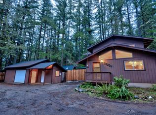 25301 E Section Line Rd, Rhododendron, OR 97049