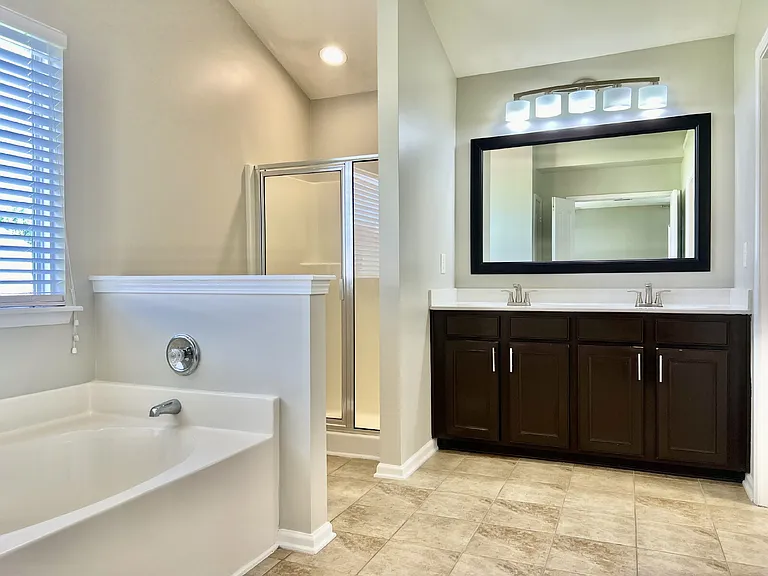 16310 Raptor Ct — Photo 24