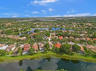 16418 Sapphire St, Weston, FL 33331