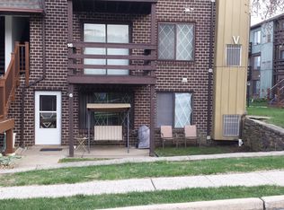 5200 Hilltop Dr #V6, Brookhaven, PA 19015