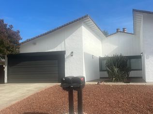 2809 Pepper Oaks Dr, Sacramento, CA 95827
