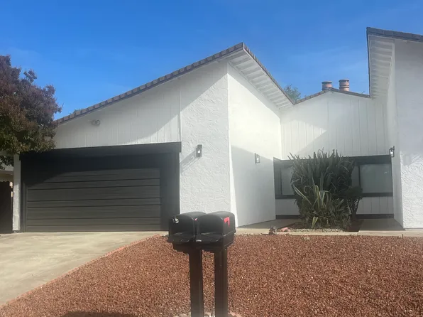2809 Pepper Oaks Dr, Sacramento, CA 95827