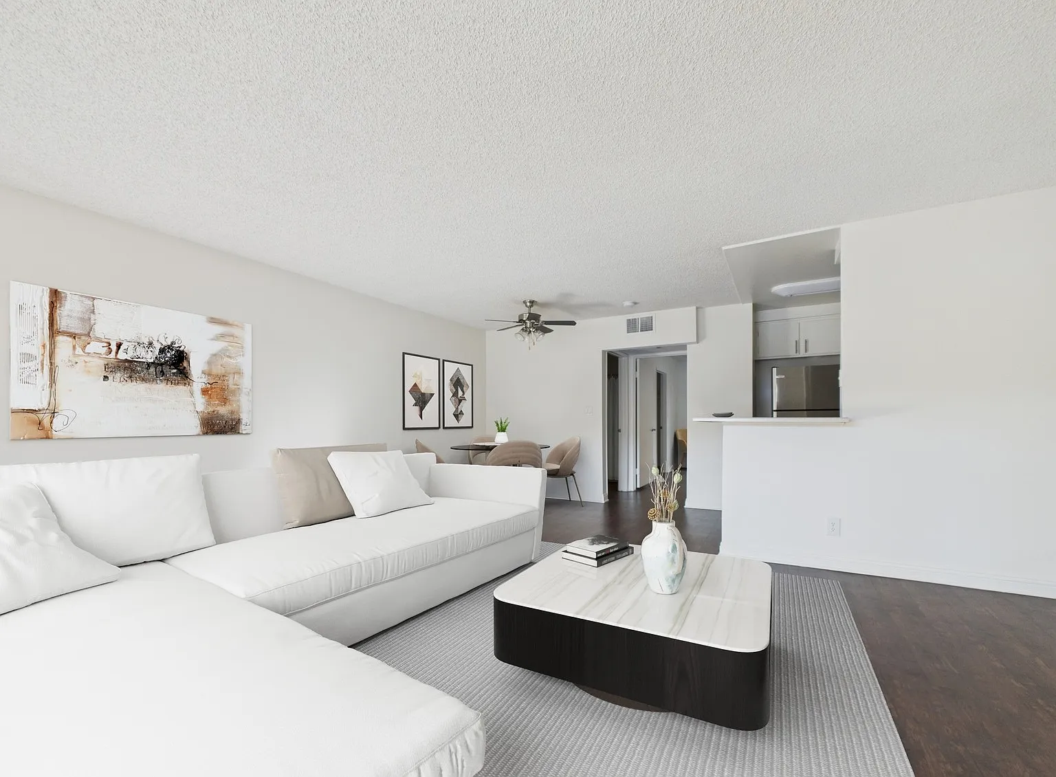 The Woodside Apartments — Photo 4