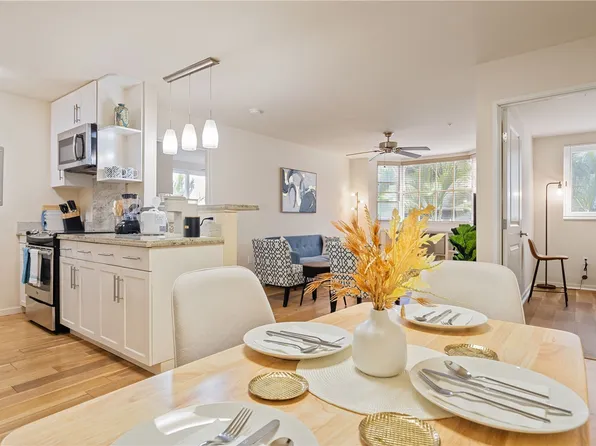 1800 Kaioo Dr APT C309, Honolulu, HI 96815