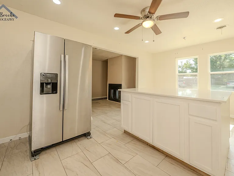 102 Paradise St — Photo 7