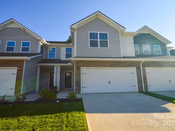 126 Sugg Trl, Weaverville, NC 28787