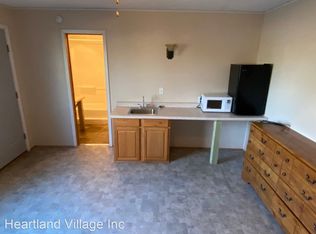 220 E St #3, Dickinson, ND 58601