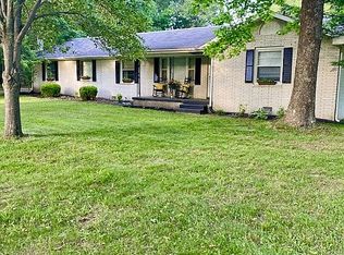 102 Robert Porter Rd, Dickson, TN 37055