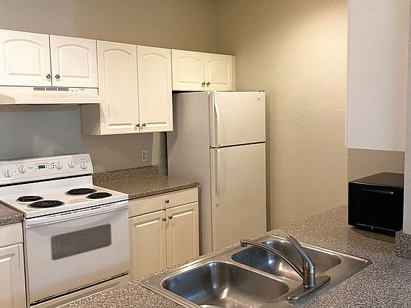 3rd image of 860 N Orange Ave APT 240