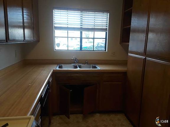 4th image of 897 Wensley Ave