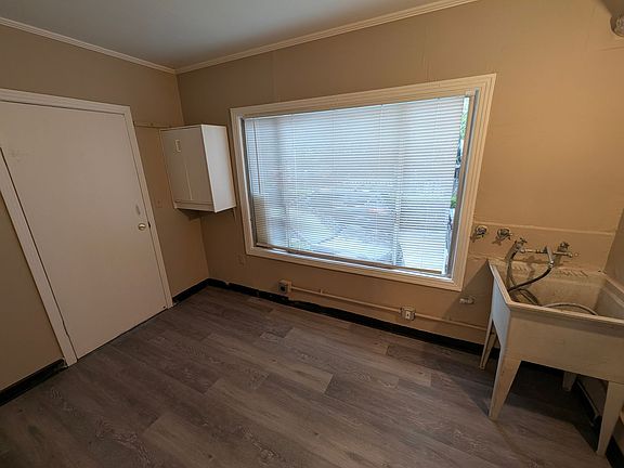 4th image of 6033 Foothill Blvd #A