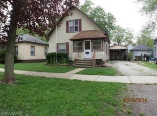 607 S Constantine St, Three Rivers, MI 49093