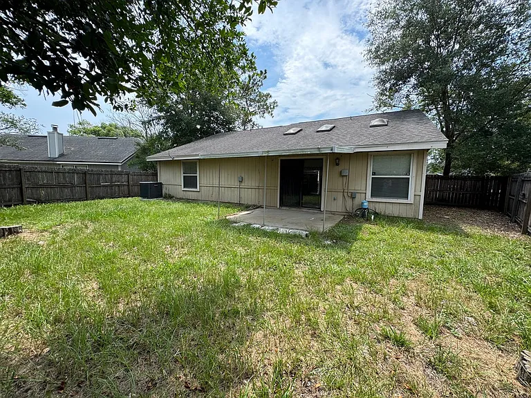 8055 Creedmoor Dr — Photo 12