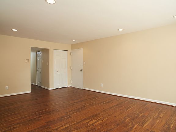 5th image of 100 Monroe St #10