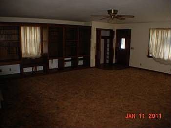 2nd image of 2537 N Beyer Rd