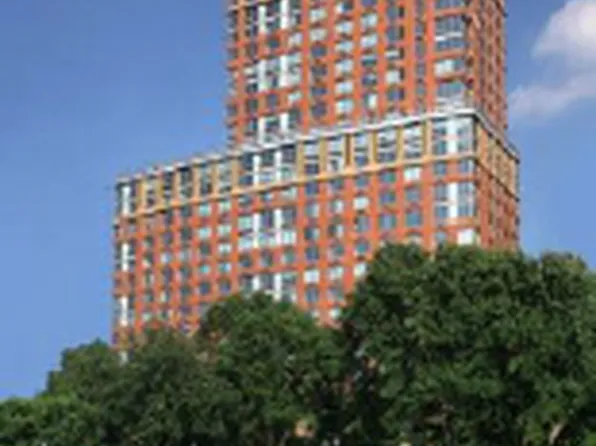212 Warren Street 12E image 12 of 12