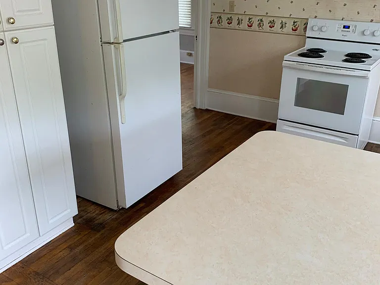 1132 Cherry St — Photo 8