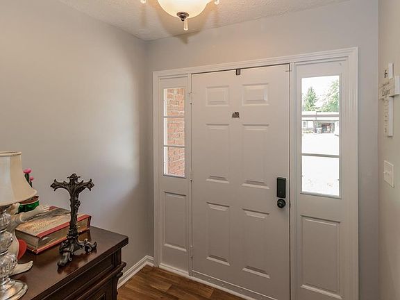 3rd image of 1153 Waterford Dr