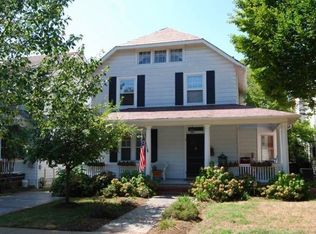 1410 Prince Edward St, Fredericksburg, VA 22401