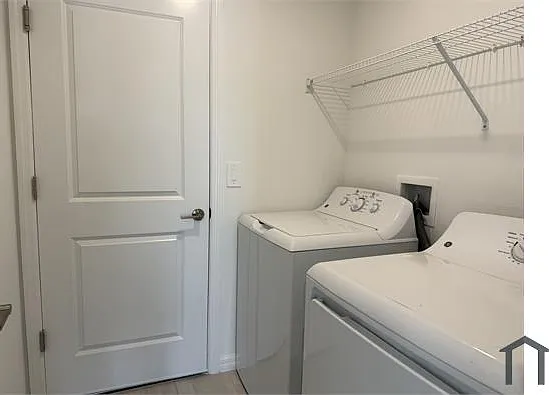 12422 Radiant Crystal Rose Pl — Photo 8