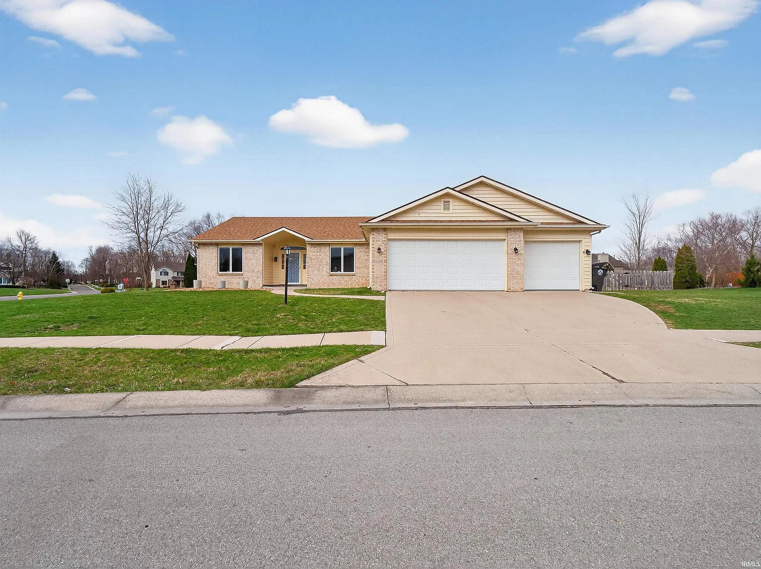 11203 Glenbarr Dr photo 1