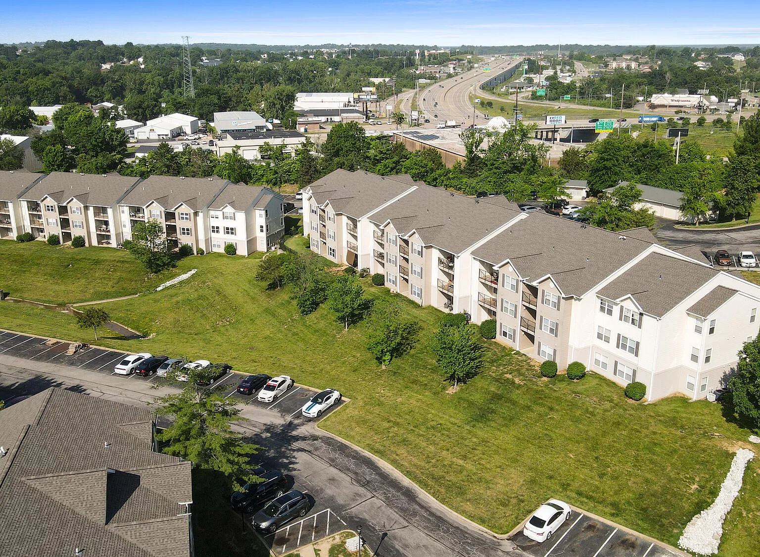 Vida Apartments — Photo 4