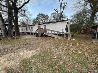 20722 Holmes Dr, Zachary, LA 70791