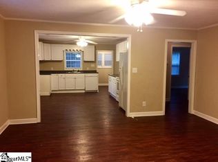 102 Brookside Rd, Spartanburg, SC 29301