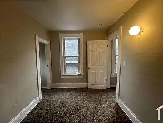 1407 Foster Ave — Photo 20