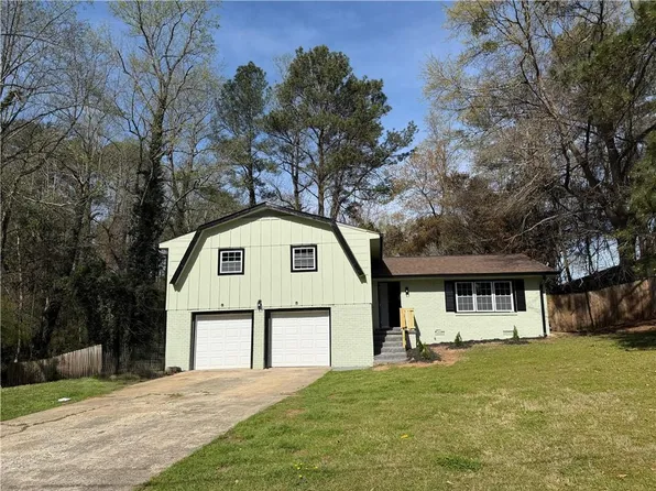 7367 Rountree Dr, Riverdale, GA 30274
