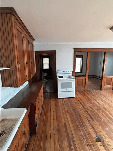201 Waldo St Photo 1