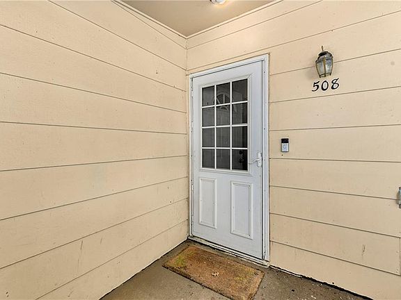 3rd image of 508 Corral Dr