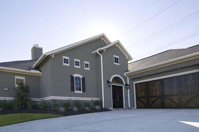 Charming courtyard home with easy one-story living.