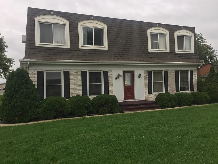 348 Stanley Ct #A — Photo 6