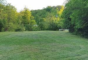 5th image of 785 Horsebranch Rd