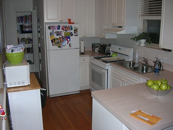 4th image of 1261 N Bosworth Ave