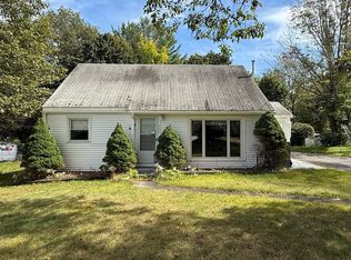 473 Pleasant St, Leicester, MA 01524