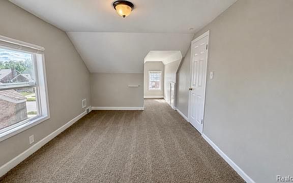 4th image of 20440 Gallagher St