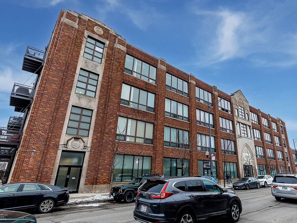 1st image of 4131 W Belmont Ave Unit 216