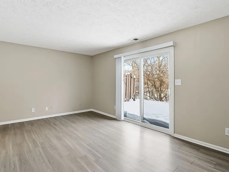 The Eclipse Apartment Homes — Photo 46