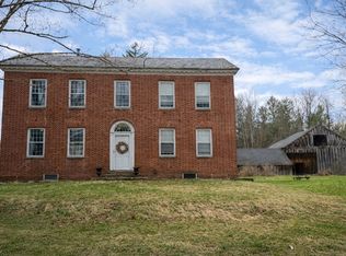108 Colrain Shelburne Rd, Shelburne, MA 01370