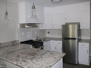 6621 Wakefield Dr APT 204, Alexandria, VA 22307