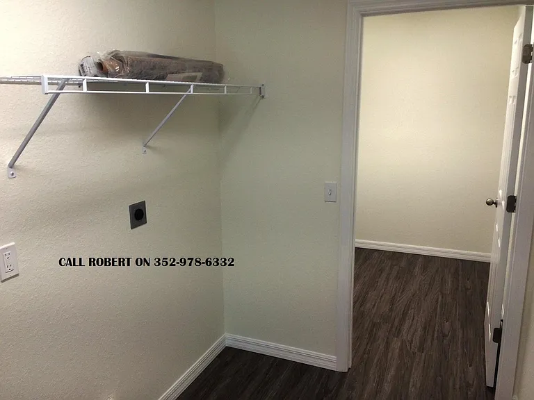4100 Holly Hl — Photo 13
