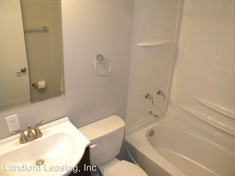 1st image of 633 Eastern Heights Blvd