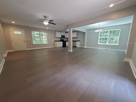 5th image of 184 Crestline Dr
