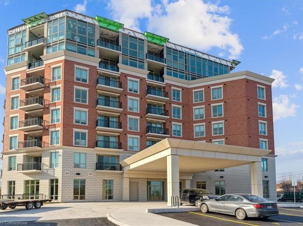 2750 King St E #806, Hamilton, ON L8G 0B8