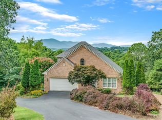942 Old Court Ln SW, Roanoke, VA 24015