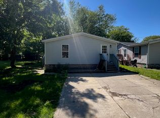 877 Arden Ave, Painesville, OH 44077