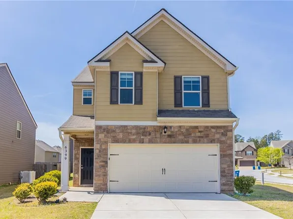 6399 Woodwell Dr, Union City, GA 30291